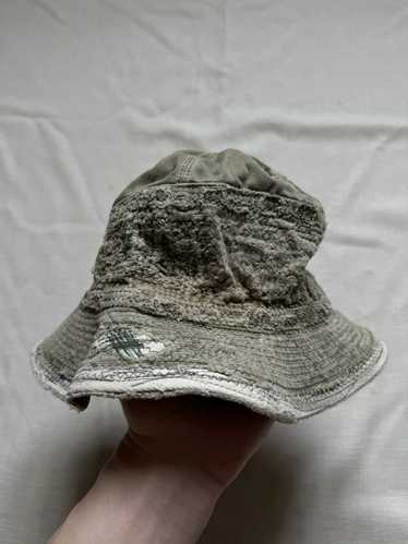 Kapital boro hat - Gem