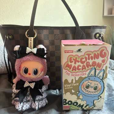 【正規品】 ラブブ Existing Macaron Lychee berry Authentic) LABUBU - THE MONSTERS - Exciting Macaron - Lychee
