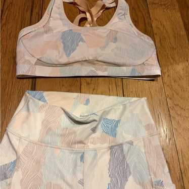 Fabletics Abstract Patterned Activewear Set - image 1