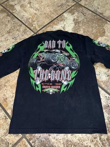 Grave digger shirt size - Gem