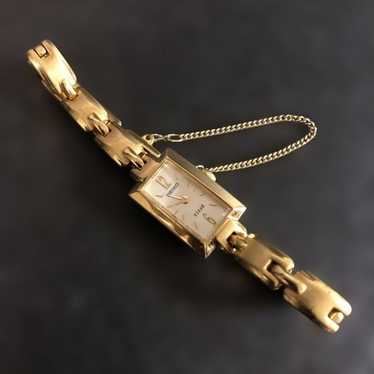 Seiko Tisse 1F21‑5A00 ゴールド SEIKO 1F21-5A00 16mm Women's Watch Inside & Battery