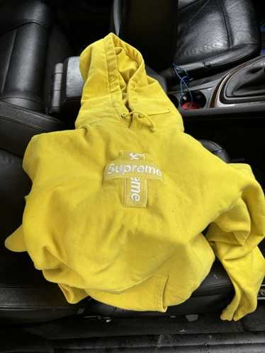 Supreme 20FW Cross Box Logo Hooded 黄色 Supreme 20FW Cross Box Logo Hooded 黄色 Supreme 20FW Cross