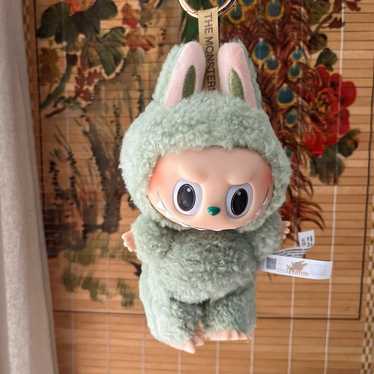 Green grape labubu - Gem