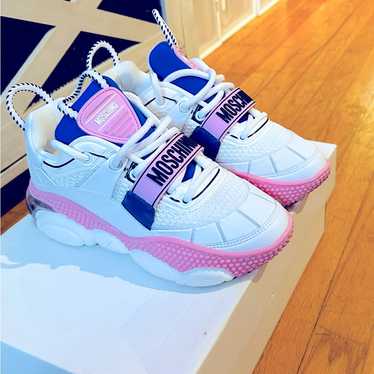 Moschino sneakers logo teddy - Gem Moschino sneakers logo teddy - Gem