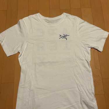 ARC’TERYX Tee White Minimal Tech Street Vintage 90's ARC'TERYX Outdoor Style T-shirt - Etsy
