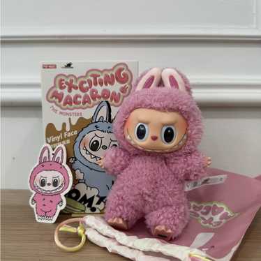 ラブブ　LABUBU EXCITING MACARO Lychee berry AUTHENTIC POP MART Labubu Exciting Macaron Vinyl Plush