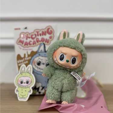 Green grape labubu - Gem