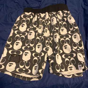BAPE × COACH ショーツ 【コーチ APE ABATHINGAPE 】 BAPE ベイプ × COACH コーチ 総柄 ナイロンショーツ ショート