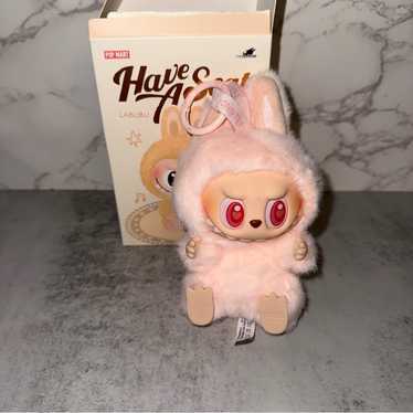 ラブブ　LABUBU DADA BABA Labubu Dada: Pictures + Price Tracker for Authentic Labubu