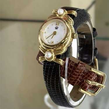 Mikimoto pearl shell watch - Gem