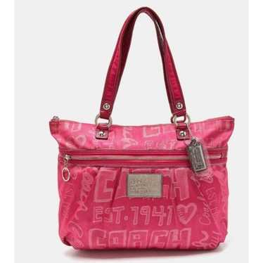 Pink poppy coach - Gem