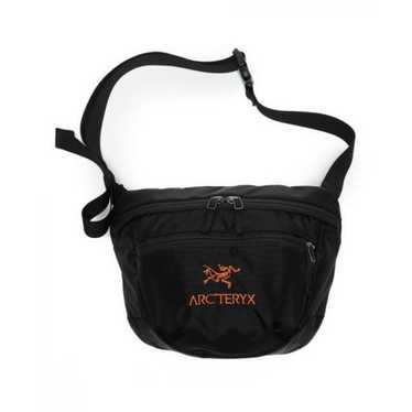 Arc'teryx × BEAMS Mathis 2 Waistpack Buy Arc'teryx x BEAMS Mantis 2 Waist Pack 'Tranquil