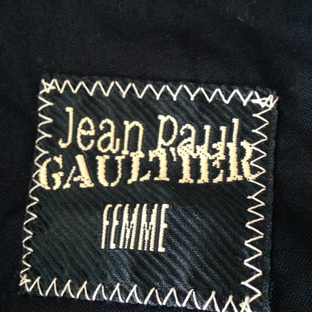 Pullover jacket - image 9