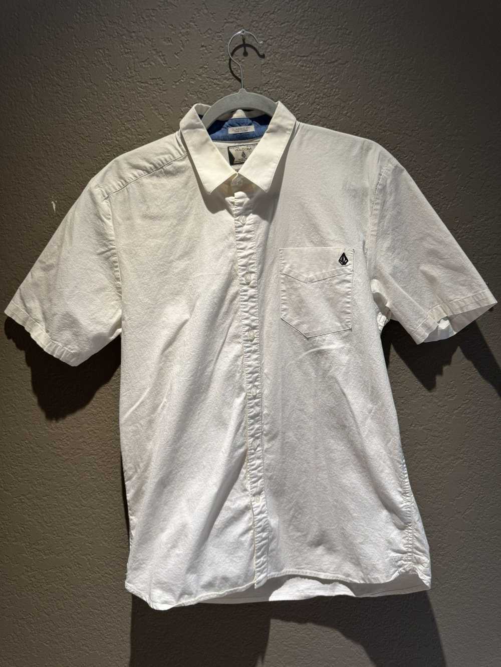 Volcom 00s Volcom White Asymmetric Stitch Button … - image 1