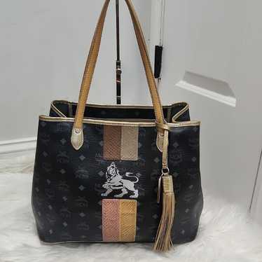 MCM バッグチャーム ロゴグラム ライオン Mcm mcm lion charm - Gem
