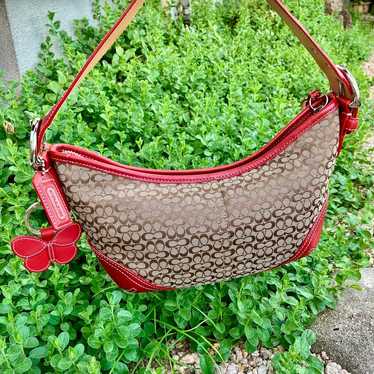 バッグ COACH Mini Signature Small Hobo Coach | Convertible Small Hobo Bag – YOLO Luxury Consignment