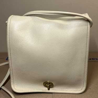 バッグ COACH Legacy Embossed Shoulder Bag White Coach Legacy Garcia Leather Hobo Shoulder Bag White Vintage