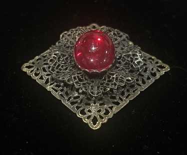 Vintage 1970’s　red glass　round brooch Vintage Red White and Blue Glass Cabochon Circle Brooch - Etsy