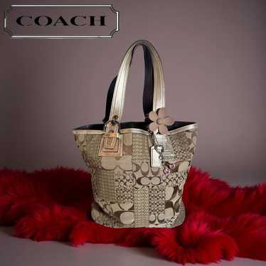 バッグ Coach Patchwork Tote bag Signature 12842 Coach Patchwork Tote Bag Signature 12842 Used Authentic US