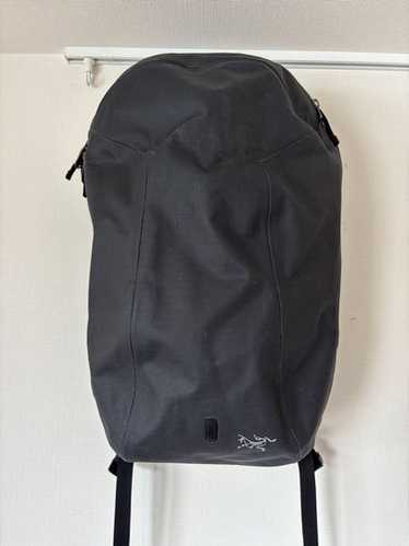 ARC'TERYX Granville 16 Zip Backpack ブラック Granville 16 Backpack | Arc'teryx United States