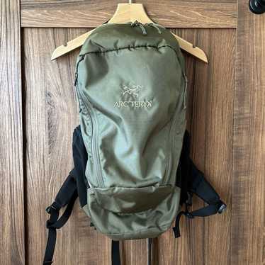 Arcteryx mantis 26l backpack - Gem