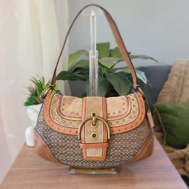 バッグ coach signature hand bag soho flap suede COACH Signature Soho Flap Shoulder Bag Handbag Beige x Red