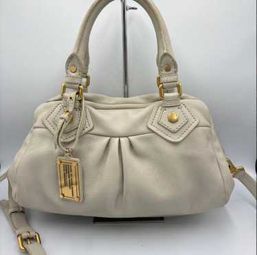 バッグ MARC BY MARCJACOBS Classic Q Baby Groove Marc By Marc Jacobs Classic Q Baby Groovee Bag Review - YouTube