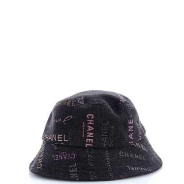 CHANELキャップ CHANEL 24P GOLD TONE METAL STUDDED CC LOGO WHITE CRYSTALS