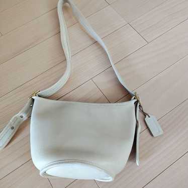 vintage coach old ✨ ivory White bag FANCY COACH PURSE, Vintage Coach Shoulder Bag, Coach Legacy