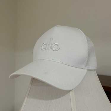 White cap of alo - Gem