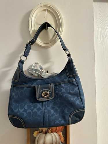 バッグ coach hampton suede shoulder bag blue COACH Hamptons Hobo Suede Bag Silver Mist Blue CY937 for