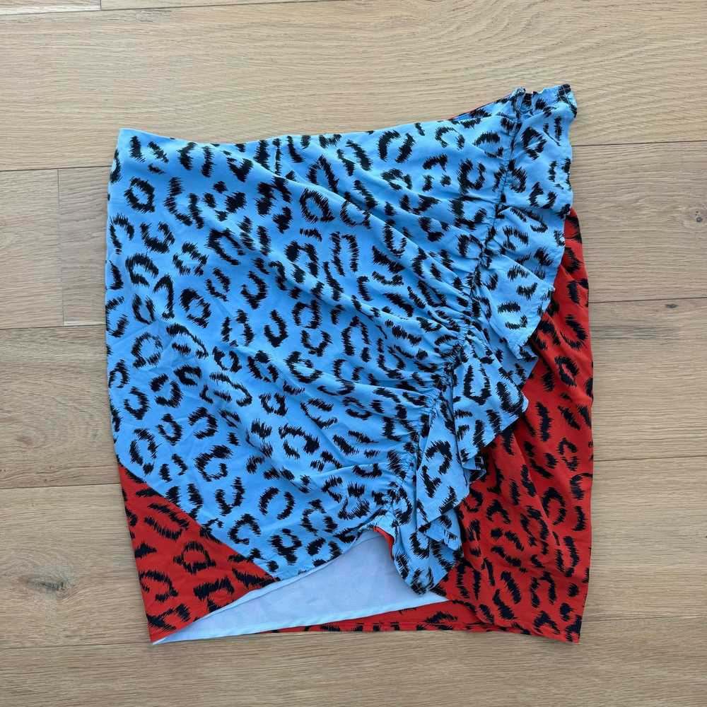 A.L.C. A.L.C. Gellar Leopard Print Multi Color Ru… - image 8