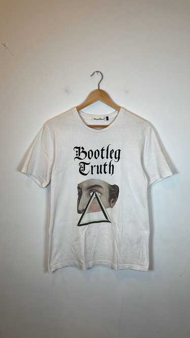 UNDERCOVER 19SS BIGTEE Bootleg Truth 2 黄 UNDERCOVER 19SS BIGTEE Bootleg Truth 2 黄
