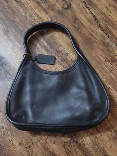 バッグ OLD COACH ergo mini black leather Y2K OLD COACH ergo mini black leather Y2K - メルカリ