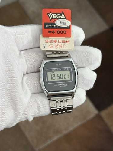 ビンテージベガ　CITIZEN VEGA Disk time CITIZEN VEGA SECRET DUAL TIME ZONE VINTAGE QUARTZ WATCH