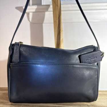 Vintage coach navy shoulder - Gem
