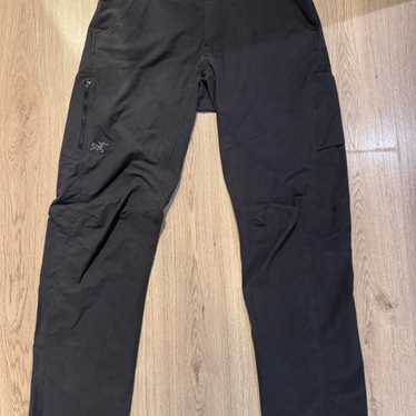 ARC'TERYX Cronin Cotton Pant ブラック　32-R Cronin Cotton Pant M(32-R(MEN) Black/ブラック): ARC'TERYX