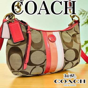 ✨Rare✨Coach Burgundy One-Shoulder Pouch Burgundy Coach Shoulder Bag | Depop