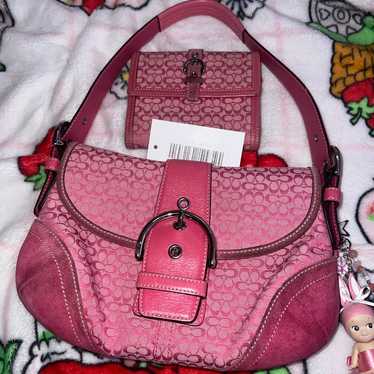 バッグ Coach Signature Soho Shoulder Bag Pink Coach Pink Soho Shoulder Bag – Rediscover Vintage