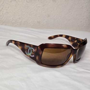 CHANEL シャネル サングラス/5076-H/ブラウン Chanel 5076-H Mother of Pearl Black Frame with Brown Lens