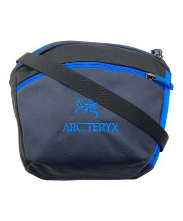 BEAMS【別注】ARC’TERYX / Mantis 2 Waist pack Arc'teryx x BEAMS Mantis 2 Waist Pack Tranquil - FW23 - US
