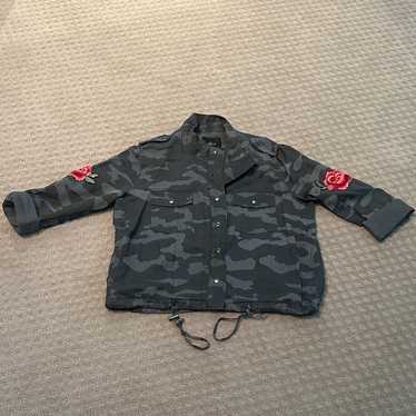Rails Camo Jacket With Red Rose Patches. Size M - image 1