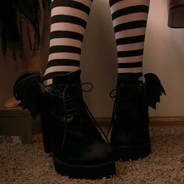 Iron fist boots - Gem