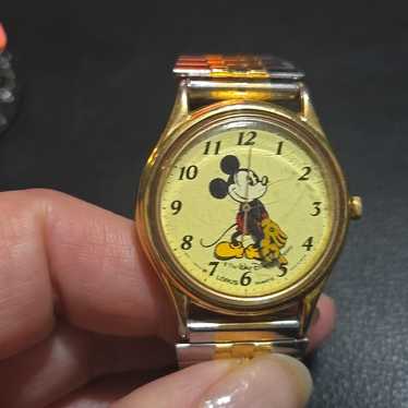 80年✨ヴィンテージ✨SEIKO LORUS ミッキー ディズニー タンク 時計 80年✨ヴィンテージ✨SEIKO LORUS ミッキー ディズニー タンク