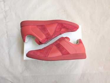 MAISON MARGIELA
メゾンマルジェラ コインケース&カードケース $1185 Maison Margiela Low Top Retro Fit Platform Sneakers