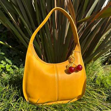 Vintage coach yellow ergo - Gem