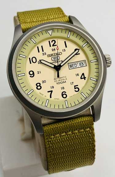 SEIKO 5 SPORTS 7S36-03J0 自動巻き 腕時計 稼働中・SEIKO 5 SPORTS 7S36-03J0 自動巻き メンズ腕時計・新品