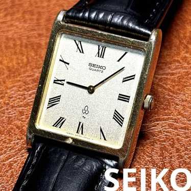 ヴィンテージ セイコー 2620 タンク ローマン文字盤 稼働品 美品 希少 ヴィンテージ セイコー 2620 タンク ローマン文字盤 稼働品 美品