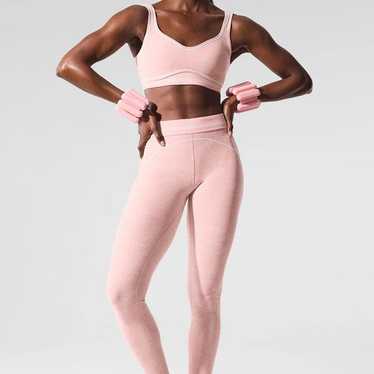 AloyogaサーモンピンクセットアップヨガウェアサイズXS Pink alo yoga set - Gem