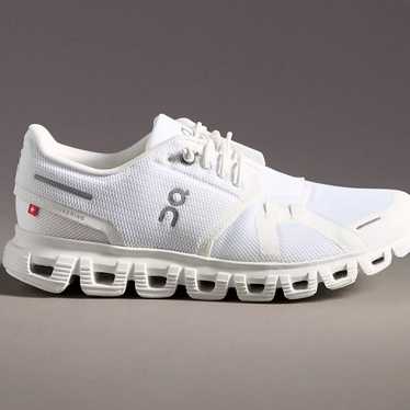 On Cloud6 size23.5　White Women's Cloud 6 | White | On United States